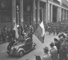 Sfilata per la Liberazione di Torino (maggio 1945)